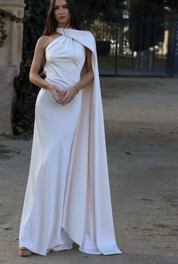 Damen Maxikleid mit asymmetrischem Schnitt und fließendem Stoff Drune