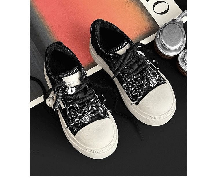 Damen Trendige Sneakers mit innovativen Schnürsystemen und dämpfender Sohle Drune