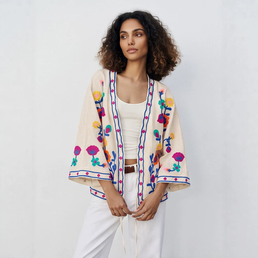 Damen bestickte Leinen‑Überwurfjacke mit folkloristischen Blumenapplikationen Drune