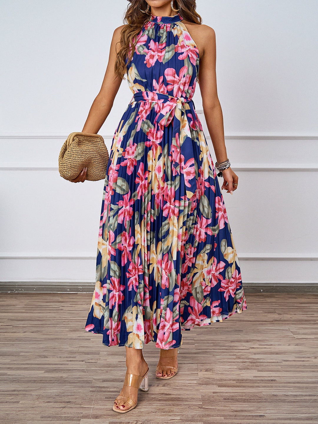 Damen Maxikleid mit detaillierter Plisseeverarbeitung und schickem Bindegürtel Drune