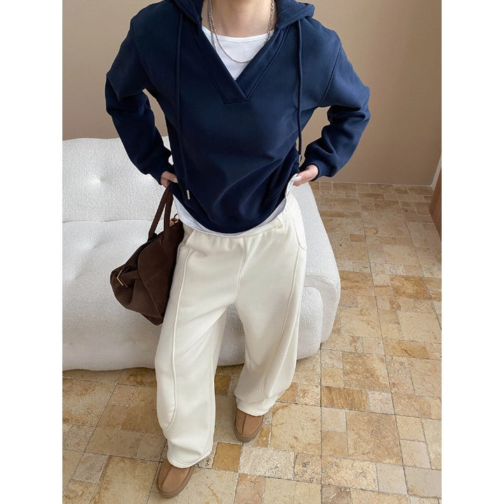 Damen lässiger Kapuzenpullover mit modernem V-Ausschnitt und zeitlosen Details Drune