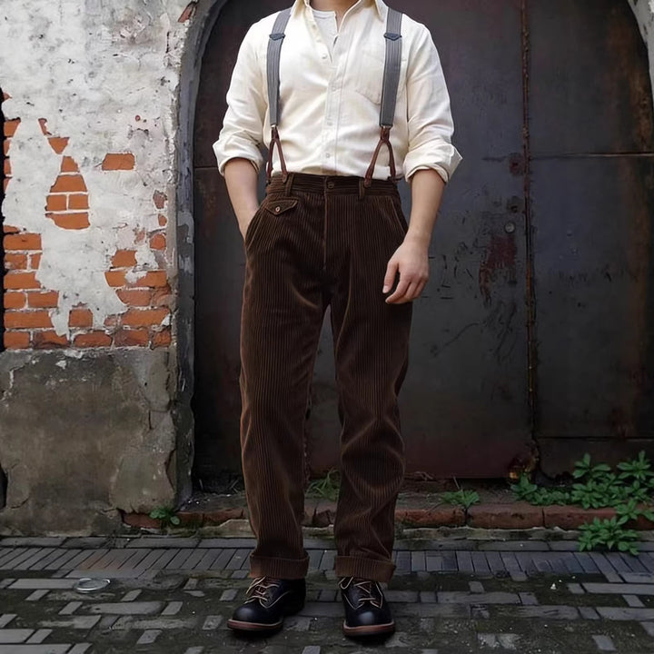 Herren Cordhose mit hoher Taille, breitem Kord und geknöpfter Pattentasche Drune