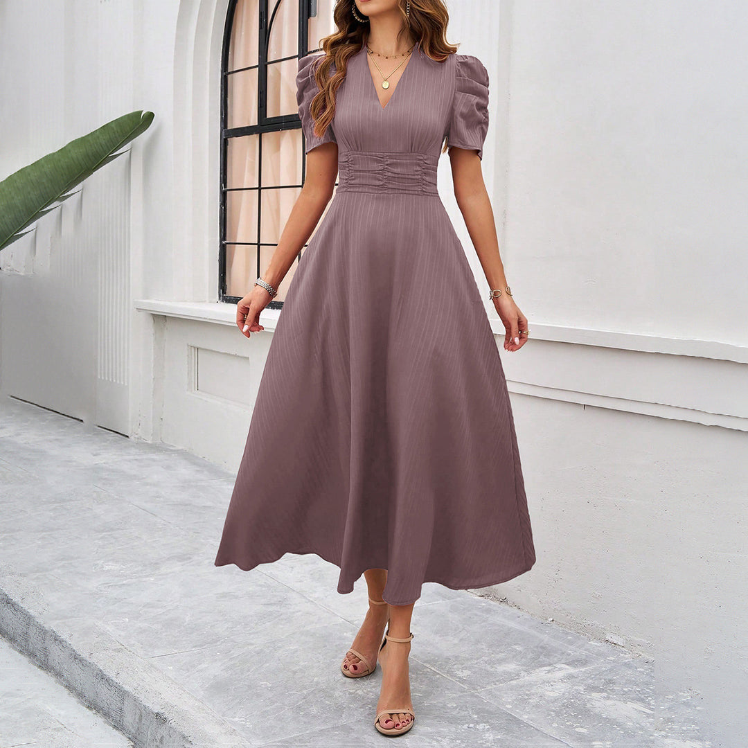 Damen Maxikleid mit elegant verarbeiteten Puffärmeln und taillierter Silhouette Drune