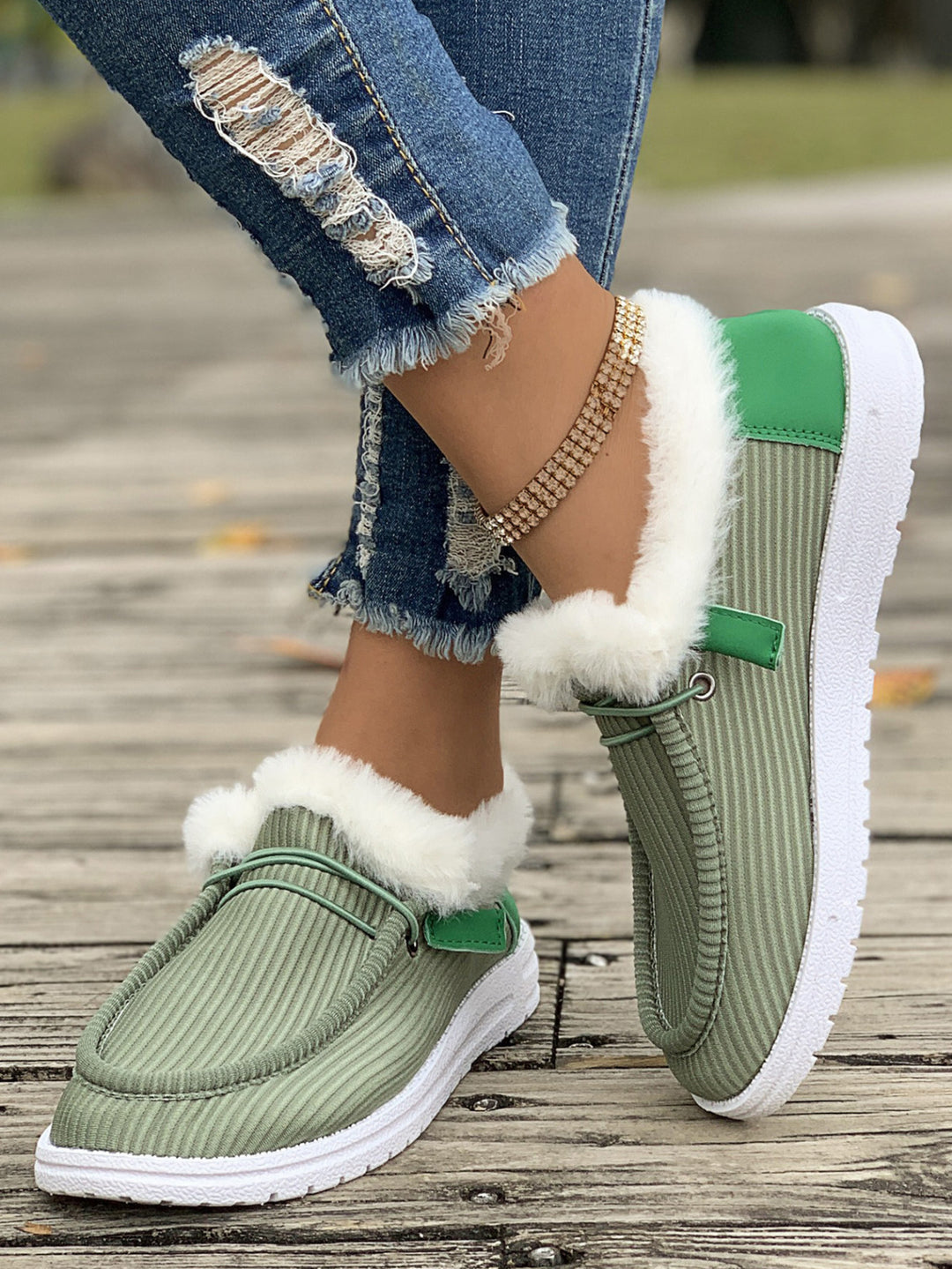 Damen Flauschige Slip-On Hausschuhe mit weichem Innenfutter Drune