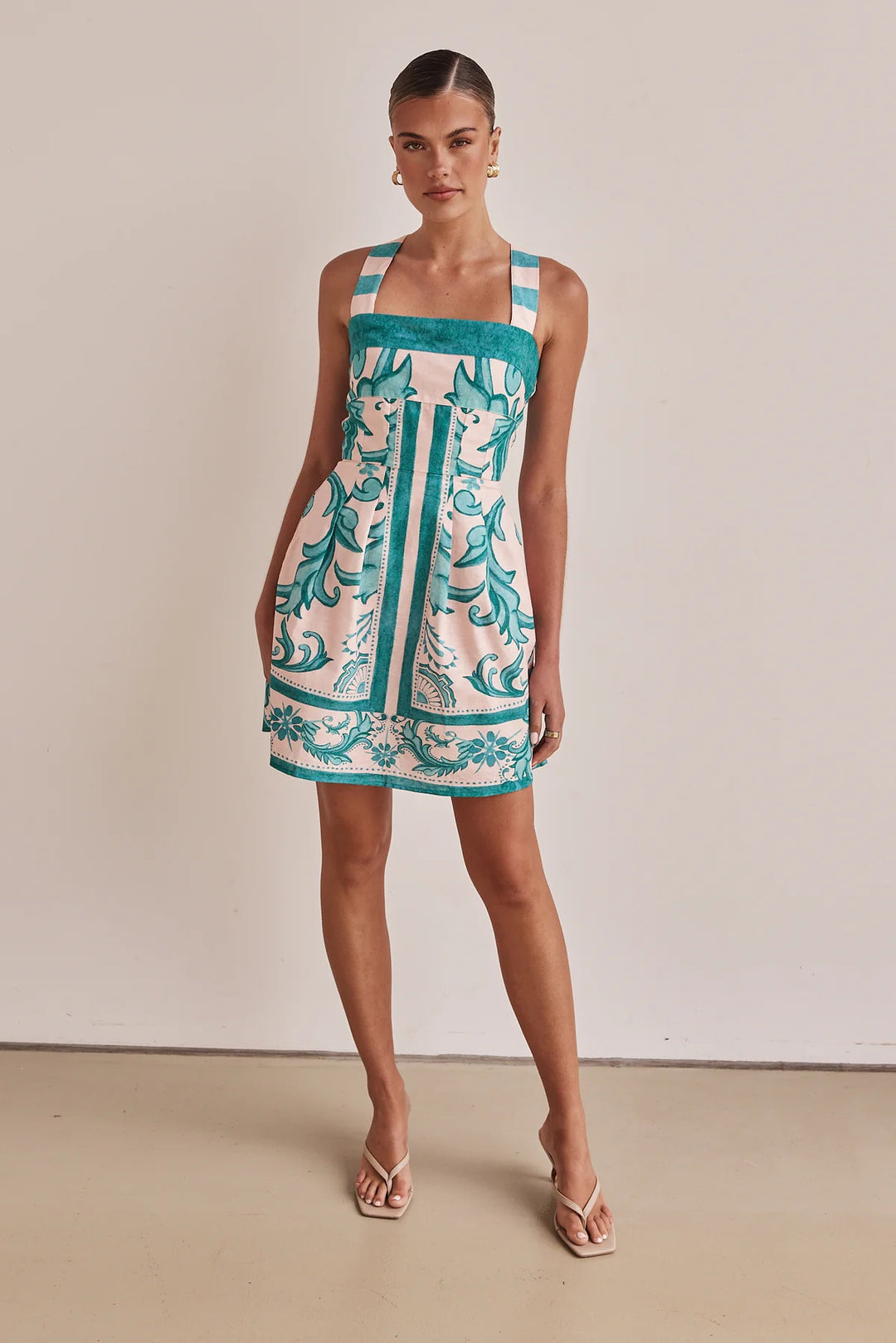 Damen Sommerkleid mit elegantem Design und praktischen Taschen Drune