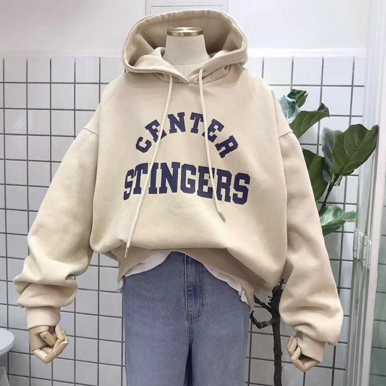 Damen Oversized Grafik Hoodie mit Fettdruckschriftzug Drune