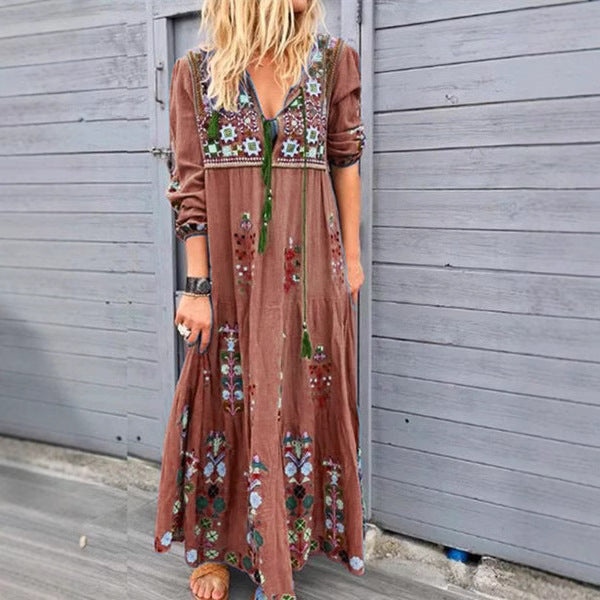 Damen nan besticktes Maxikleid mit langen Ärmeln, Quastenverschluss und folkloristischer Stickerei Drune