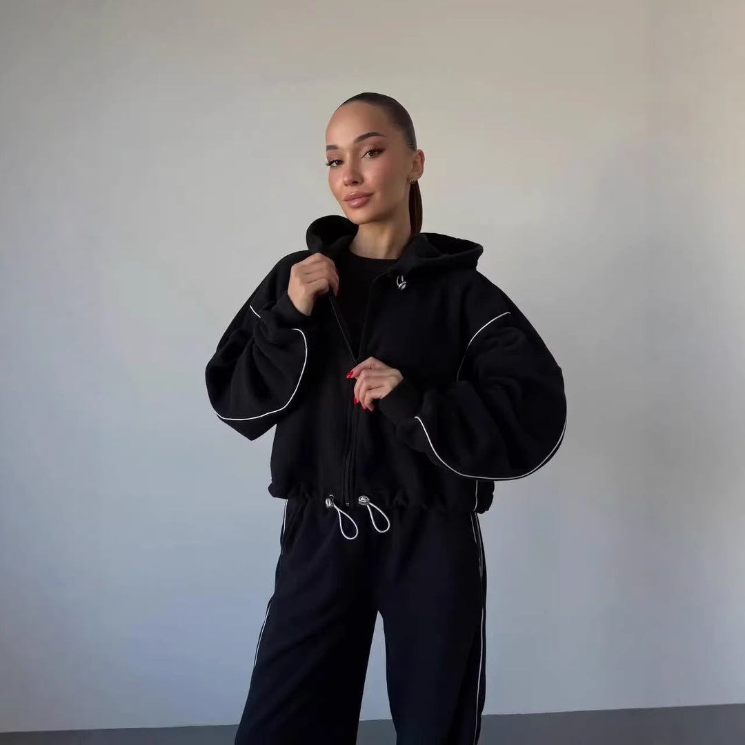 Damen gekürztes Zip-Hoodie mit Tunnelzug und hochgeschnittener weiter Fleece-Loungehose Drune