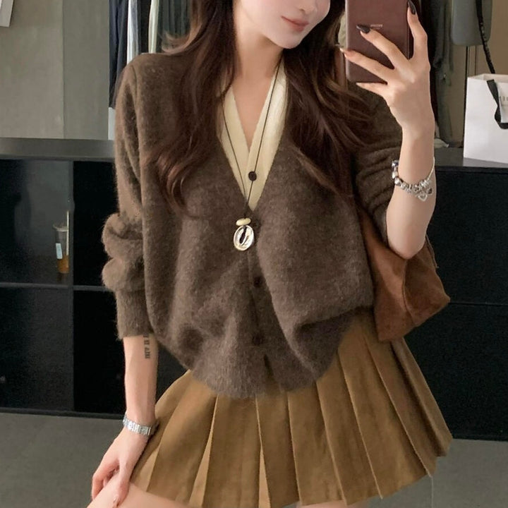 Damen kuschelige Strickjacke mit verspieltem V-Ausschnitt und weichem Material Drune