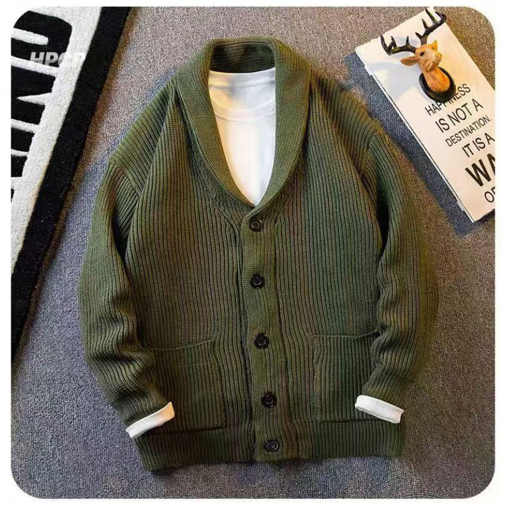 Herren Schalkragen-Cardigan aus grobem Rippstrick mit Taschen & Knopfleiste Drune