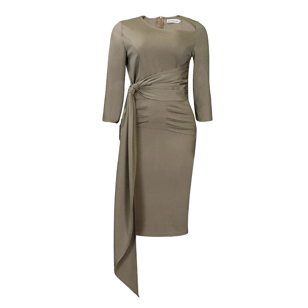 Damen Etuikleid mit eleganter Drapierung und asymmetrischem Saum Drune