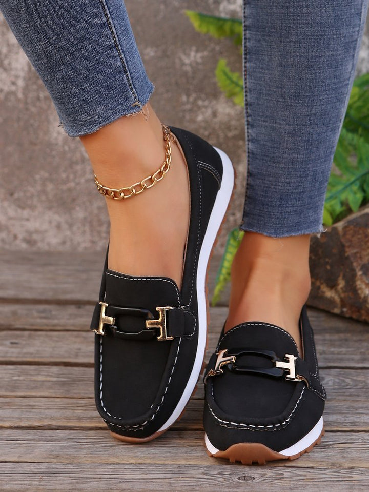Damen Mokassin-Slipper mit Ziermetall-Bit und dämpfender Profilsohle Drune