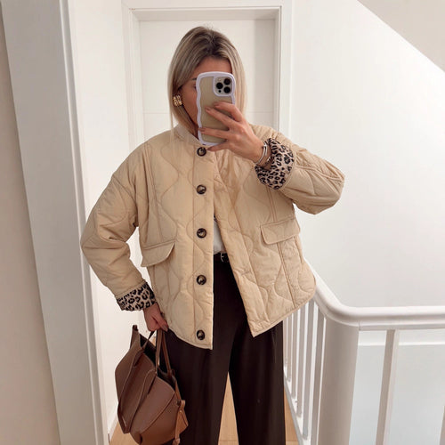 Damen gesteppte Übergangsjacke mit praktischen Taschen und Rundhalsausschnitt Drune