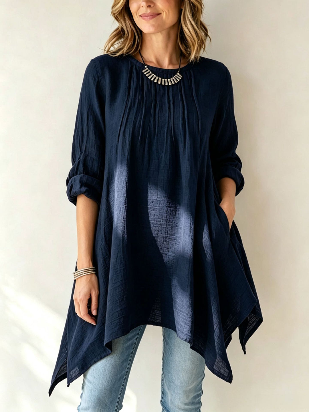 Damen Lässige Tunika-Bluse mit asymmetrischem Saum, feiner Waffelstruktur und Kellerfalten Drune
