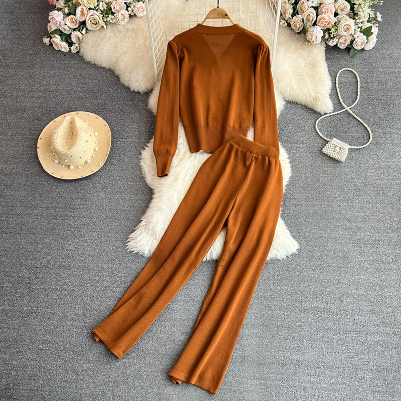 Damen Strickanzug mit weitem Bein und Knopfleiste Drune