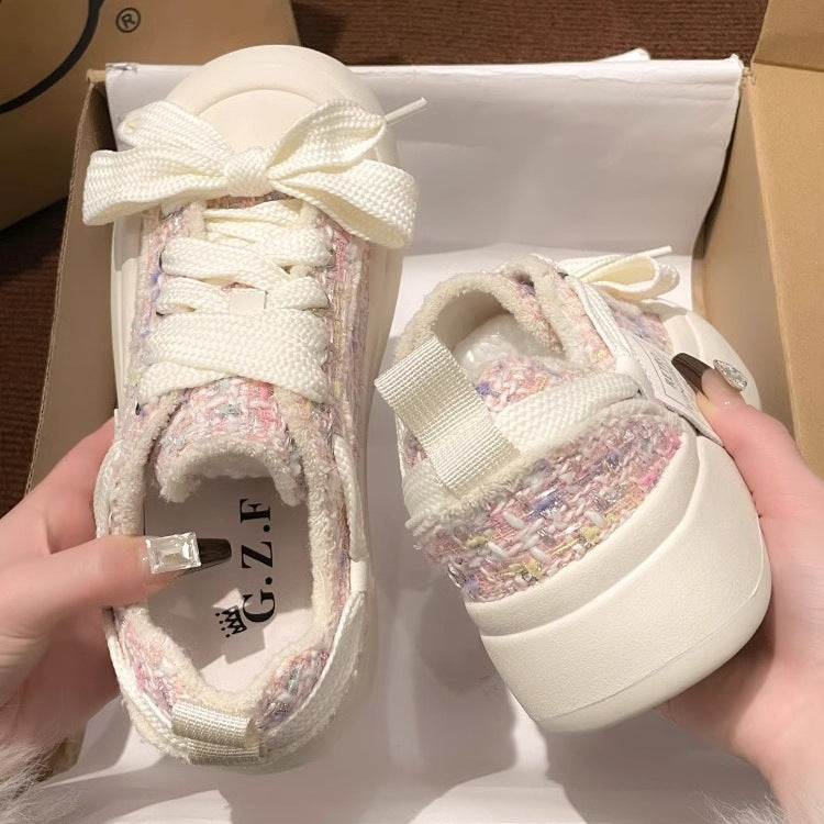 Damen Sneakers mit innovativer transparentem Füllung und modischen Schnür-Details Drune