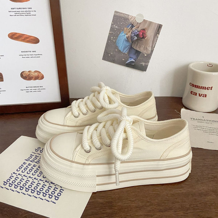 Damen Fashion Plateau Sneakers mit robustem Obermaterial und gestreiftem Sohlenprofil Drune