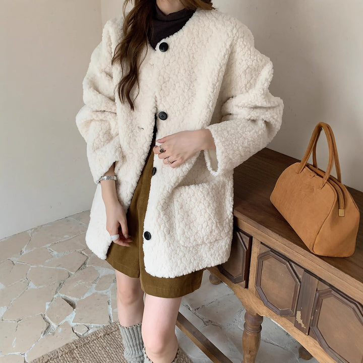 Damen Oversized Teddy‑Mantel mit Rundhals, großer Knopfleiste und aufgesetzten Taschen Drune