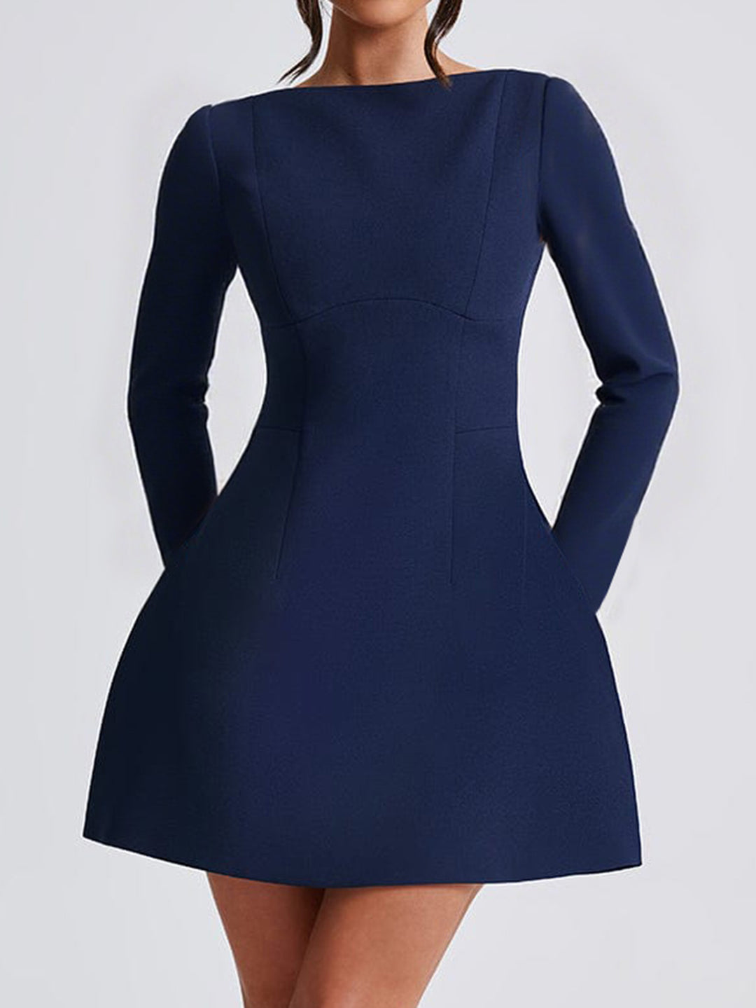 Damen nan tailliertes A-Linien Kleid mit U-Boot-Ausschnitt, langer Arm und dezenten Eingrifftaschen Drune