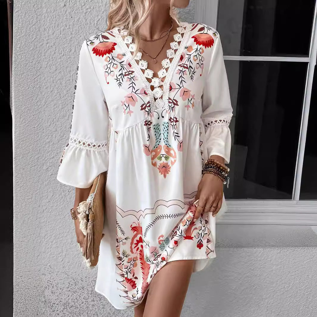 Damen Boho-Kleid mit Stickerei, Häkel-V-Ausschnitt und ausgestellter A-Linie Drune