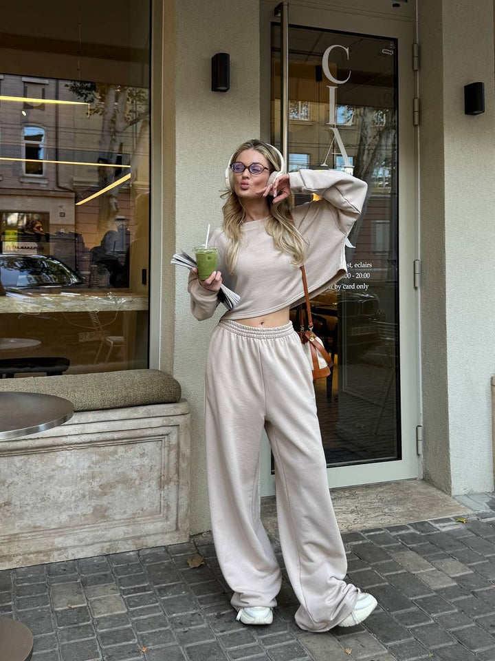 Damen Oversize-Lounge-Set mit kurzem Sweatshirt und weiter Jogginghose Drune