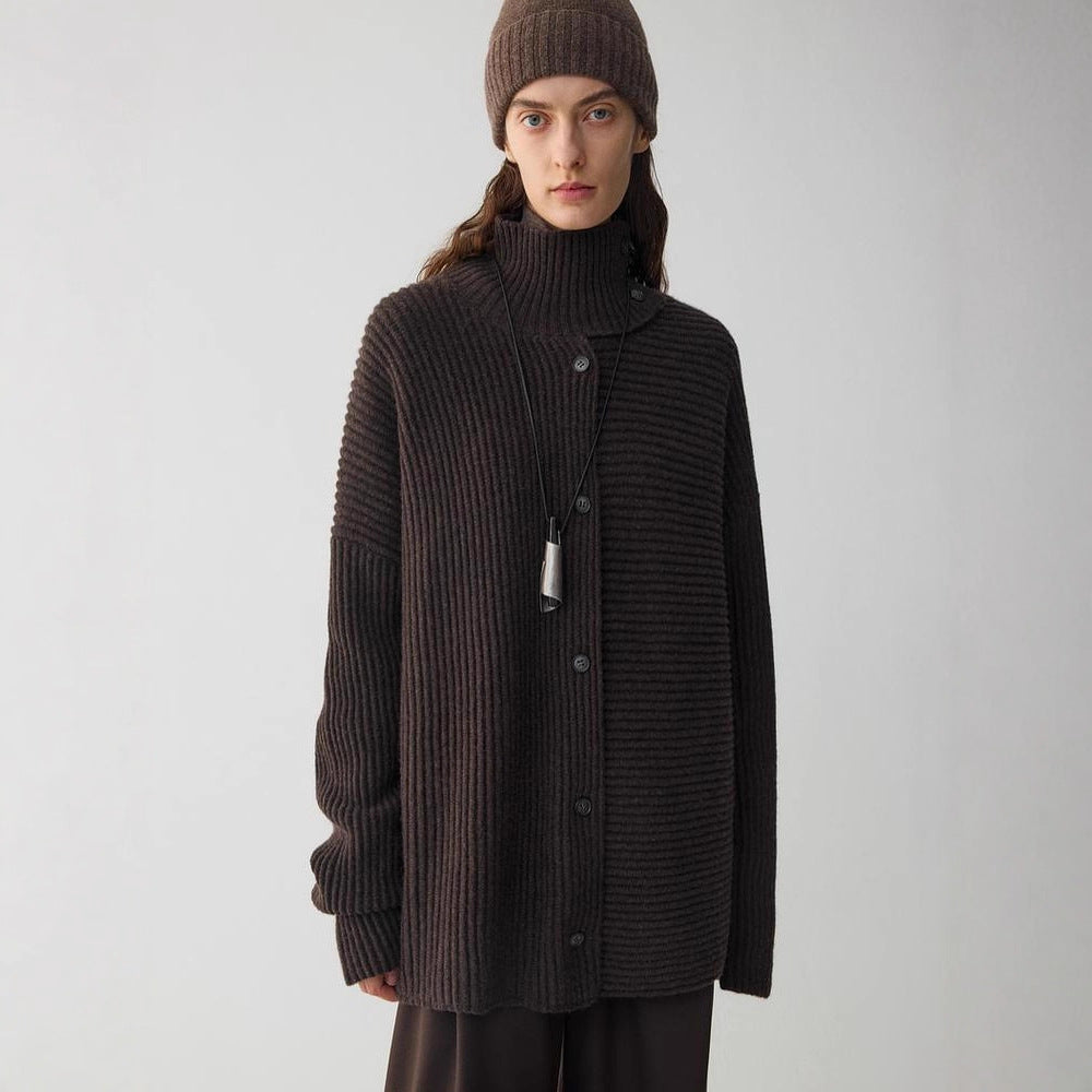 Damen Relaxed Strickjacke mit hohem Kragen und Knopfdetails Drune