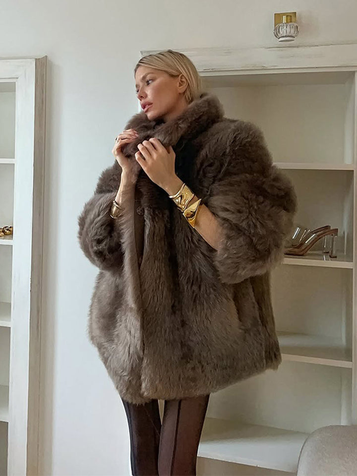 Damen Kurzmantel aus luxuriösem Teddy-Kunstpelz mit Ballonärmeln und Schalkragen Drune