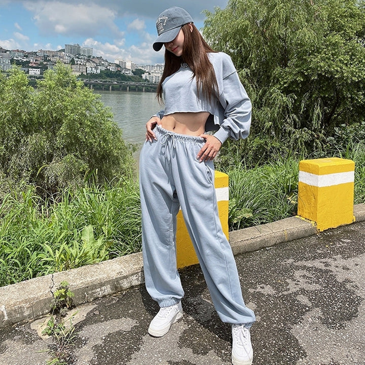 Damen lässiges Loungewear-Set mit kurzem Sweatshirt und bequemen Jogginghosen Drune