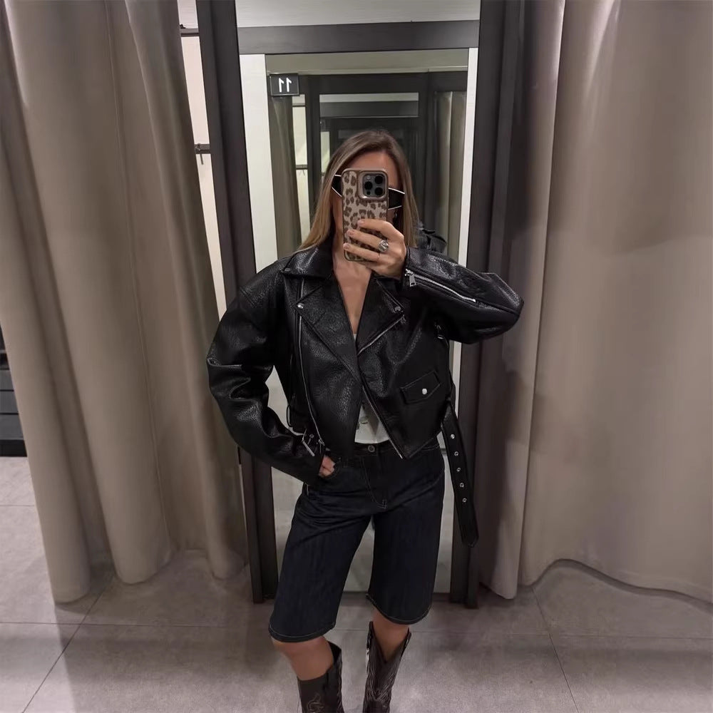 Damen Kurze strukturierte Bikerjacke aus Lederimitat Drune