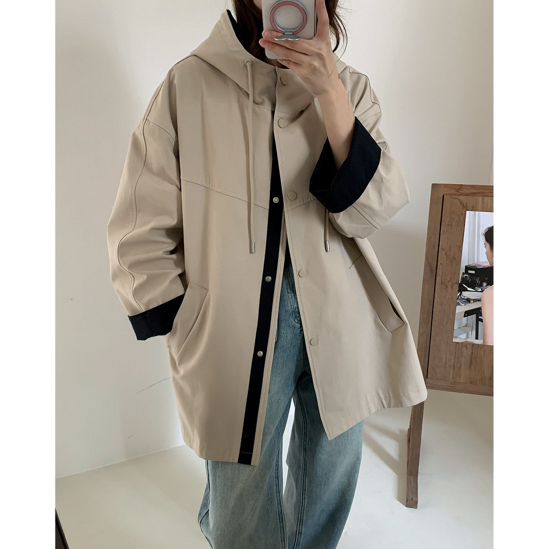 Damen Oversize Kapuzenjacke mit kontrastiertem Saum und Druckknopfleiste Drune