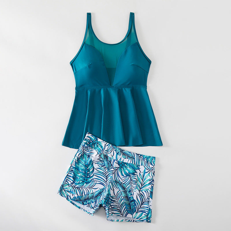 Damen Badeoutfit mit peplum Oberteil und modischen Shorts Drune