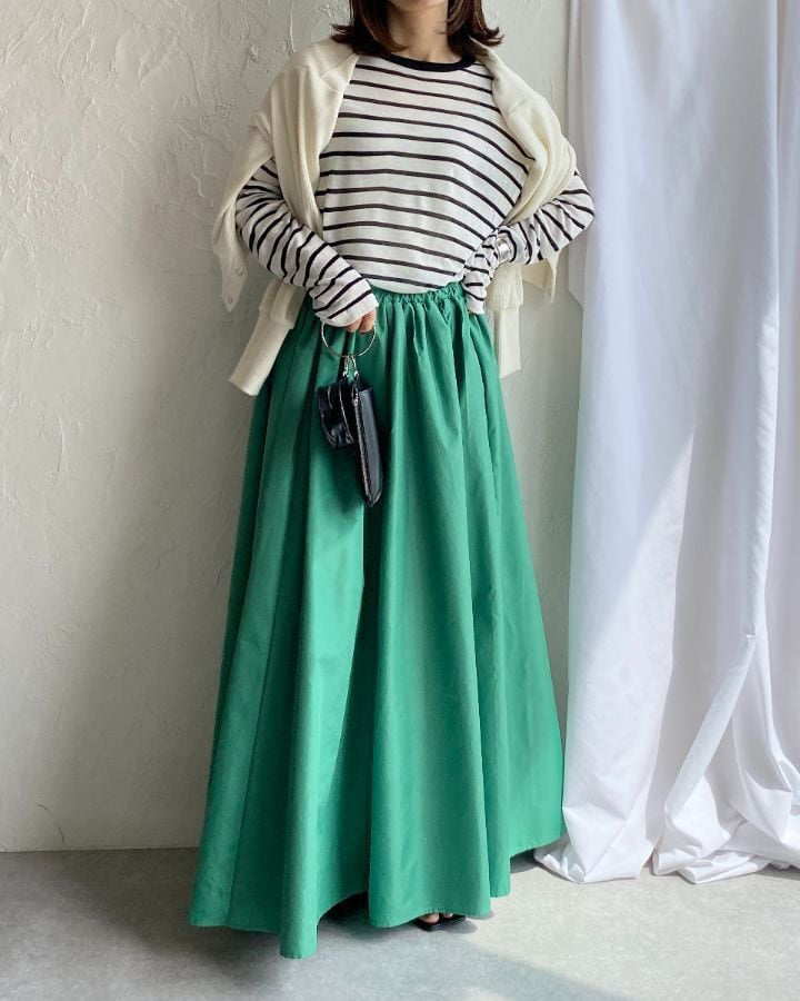 Damen Eleganter Teller‑Maxirock mit hohem Bund, versteckten Eingrifftaschen und verstärktem Saum Drune