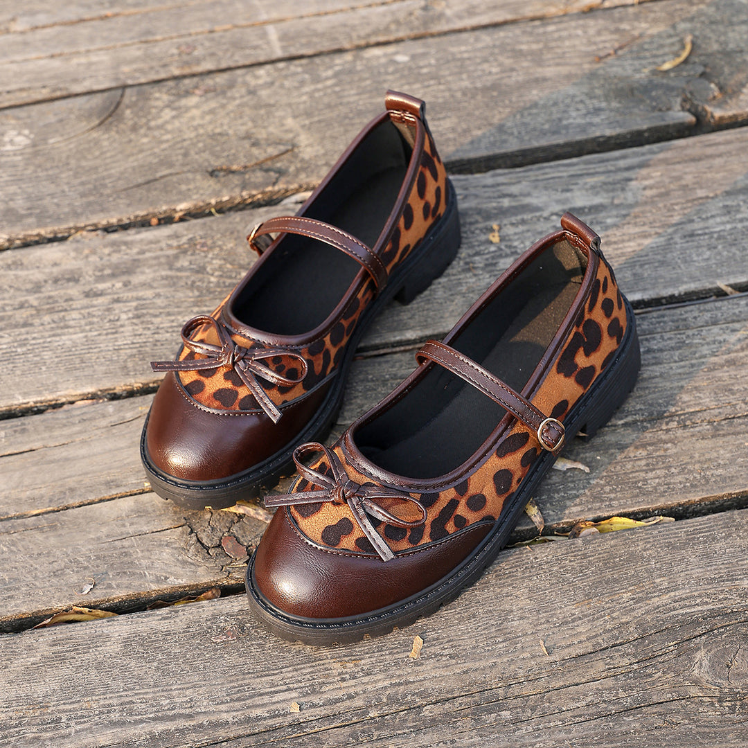 Damen nan Vintage-inspirierte Mary-Jane Ballerinas mit Leopardenvelours, Zierschleife und profilierter Gummisohle Drune
