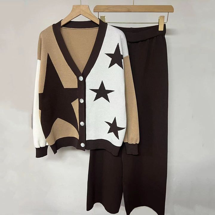 Damen modisches Strickset mit auffälligem Sternmuster und Knopfdetaillierung Drune