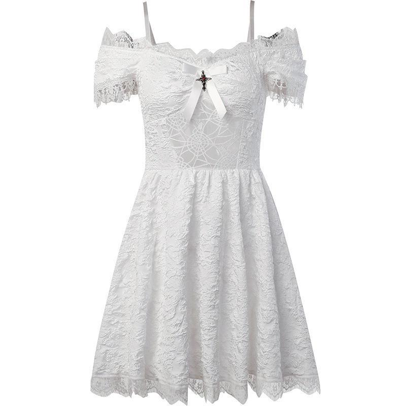Damen Gothisches Spitzenkleid mit transparenten Einsätzen und Rüschendetails Drune