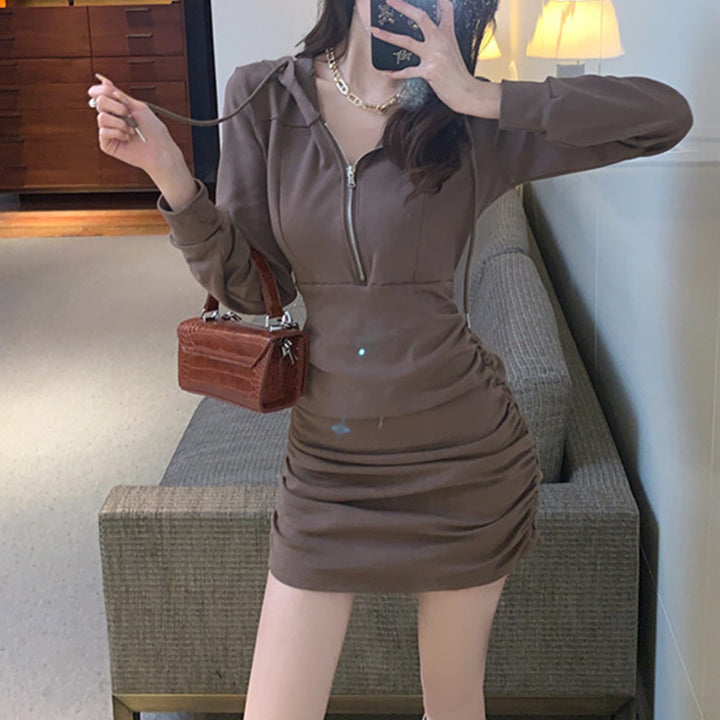 Damen Kapuzenkleid mit seitlichem Rüschendetail und modischem Reißverschluss