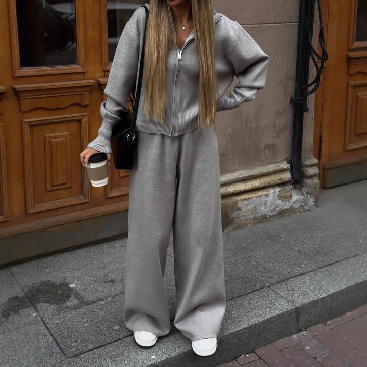 Damen Feinstrick-Zweiteiler mit taillierter Zip-Kapuzenjacke und weiten High‑Waist Kordelhose Drune