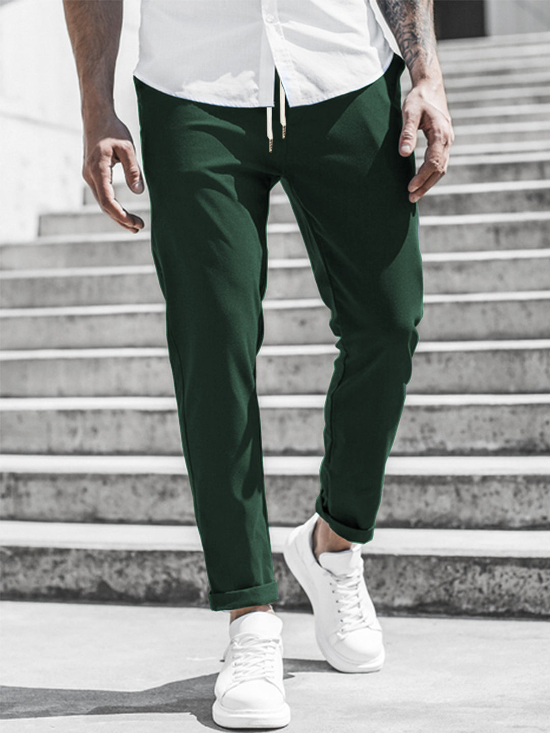 Herren Sportliche Chino-Hose mit flexiblem Bund und modernen Details Drune