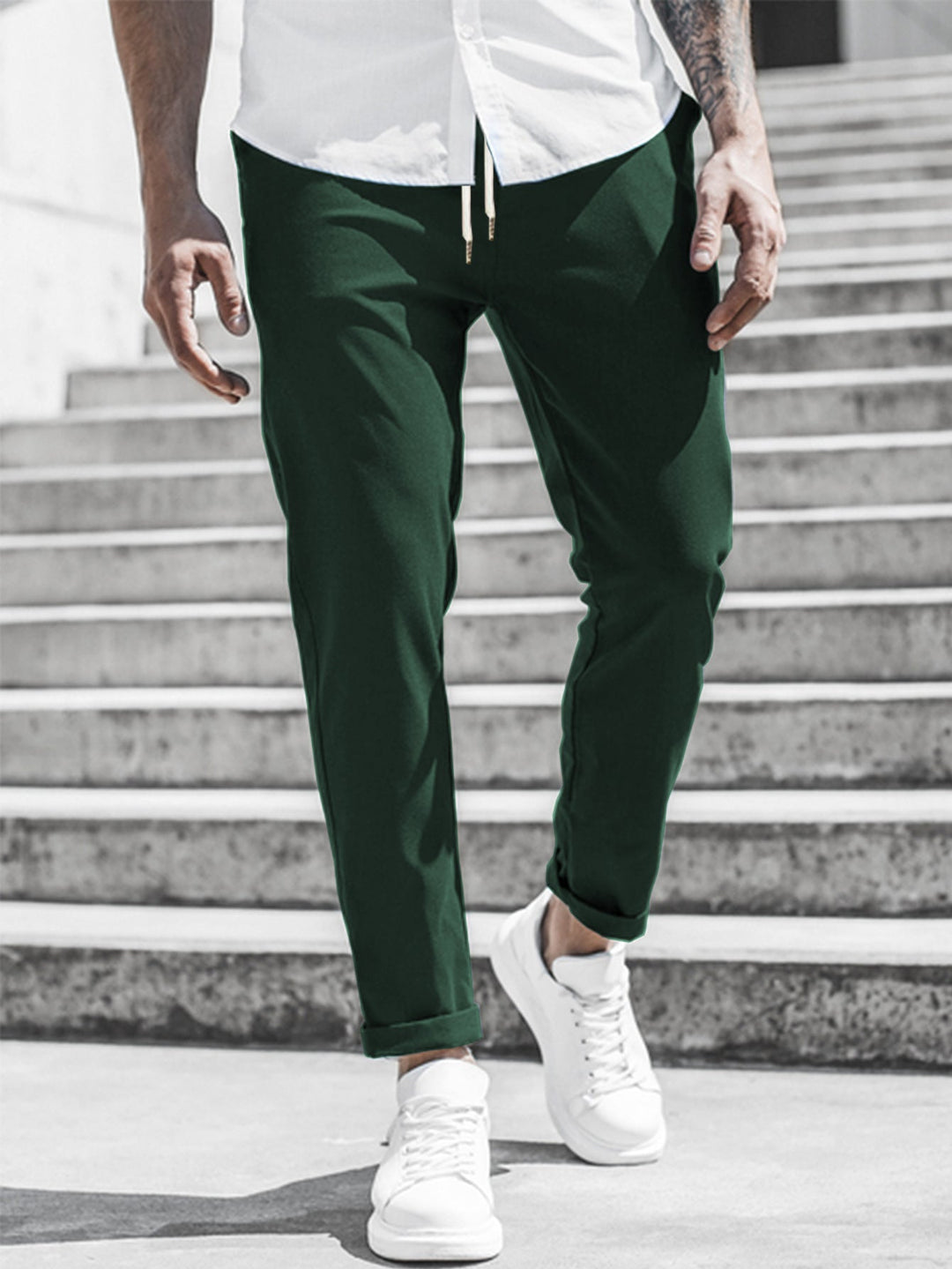 Drune Herren Freizeithose mit Kordelzug und Seitentaschen
