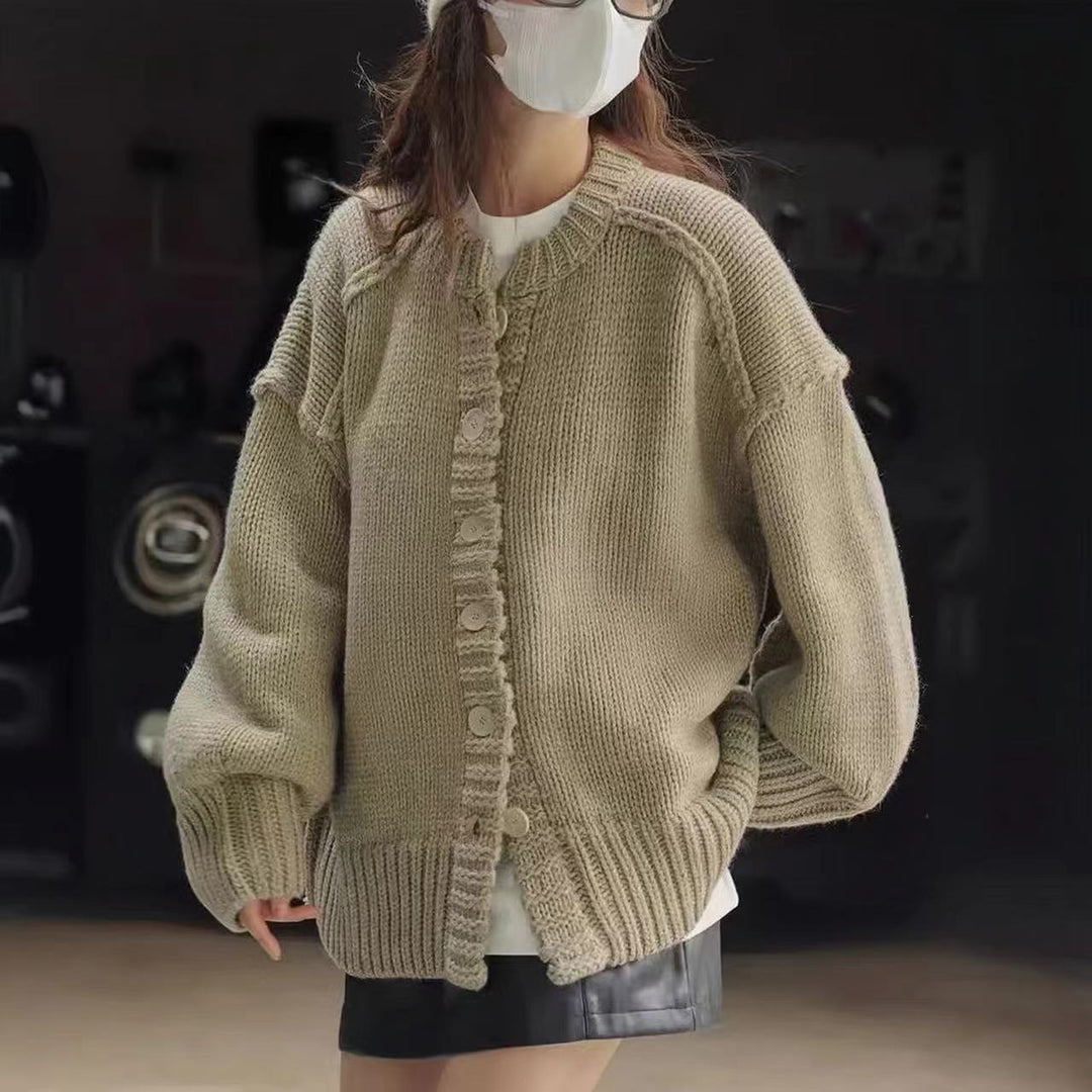 Damen oversized Strickjacke mit speziellen Knopfdetails und weiten Ärmeln Drune