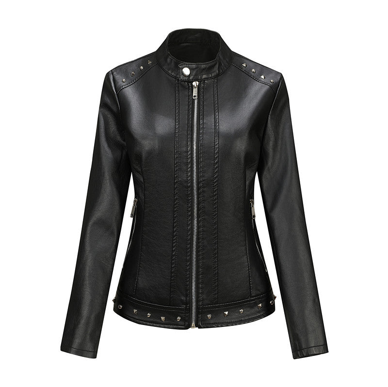 Damen Bikerjacke aus Lederimitat mit Nietenverzierung und tailliertem Schnitt Drune