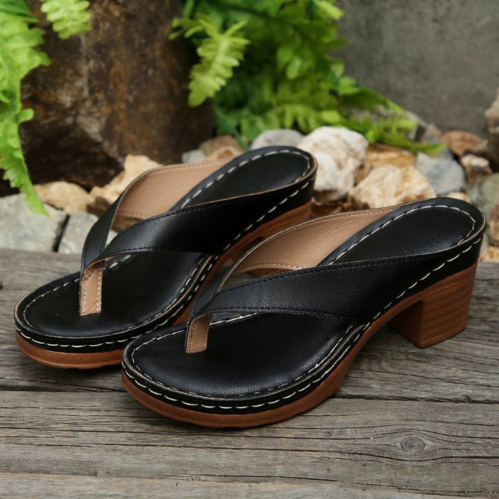 Damen Wedge-Pantoletten mit elegantem Riemendesign und komfortabler Fußbettung Drune