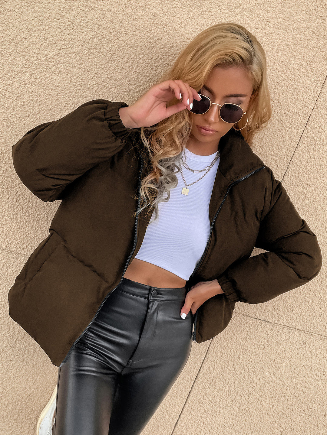 Damen leichte Steppjacke im sportlichen Look mit praktischem Reißverschluss Drune