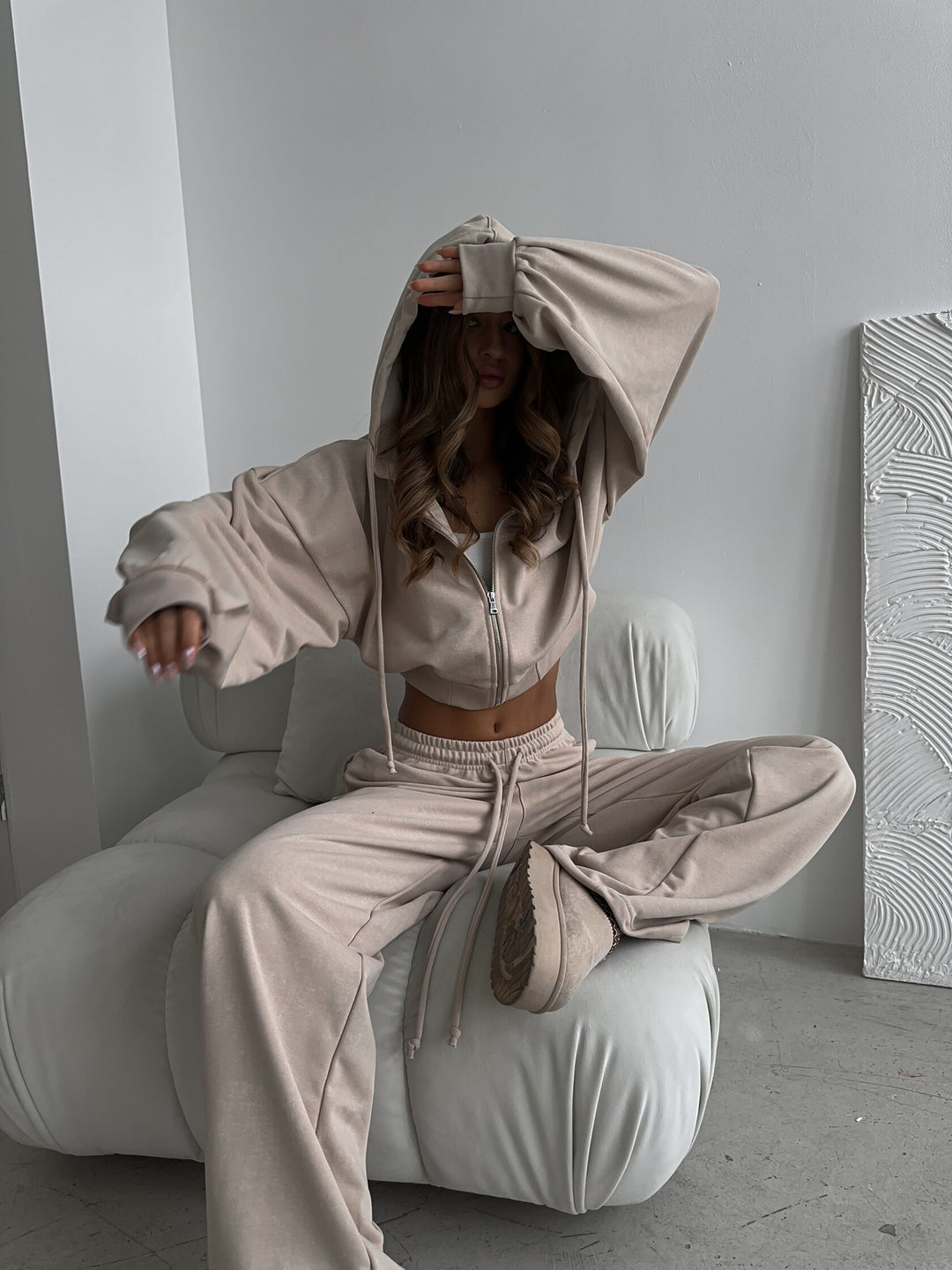 Damen kurzes Kapuzenzipper-Lounge-Set mit oversized Ärmeln und weitem Jogginghose-Schnitt Drune