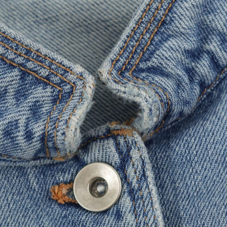 Damen Jeansjacke im Utility-Look mit Stehkragen, Pattentaschen und Schulterpatten Drune