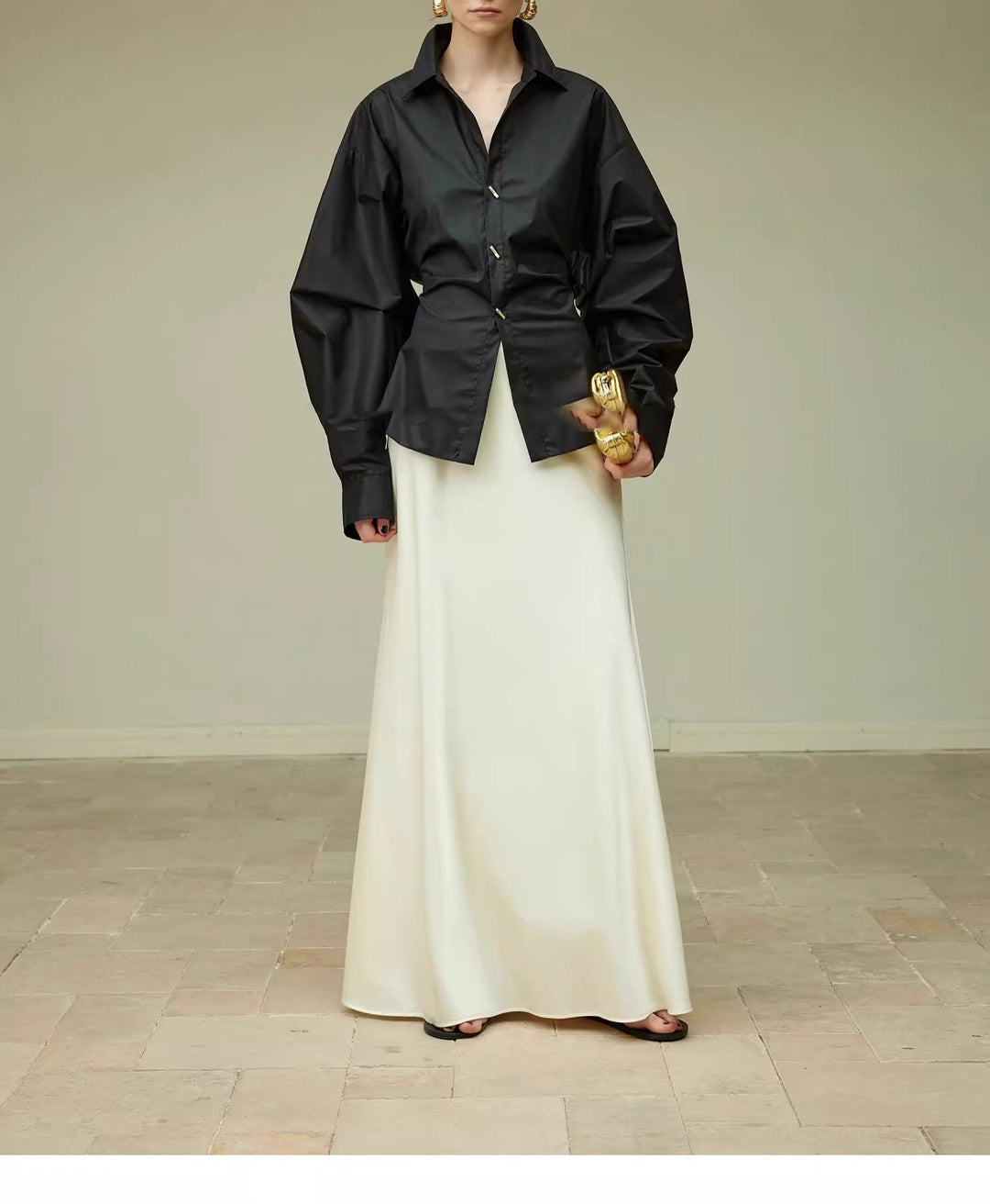 Damen Oversize-Bluse mit Ballonärmeln und taillierter V‑Schlitz-Form Drune