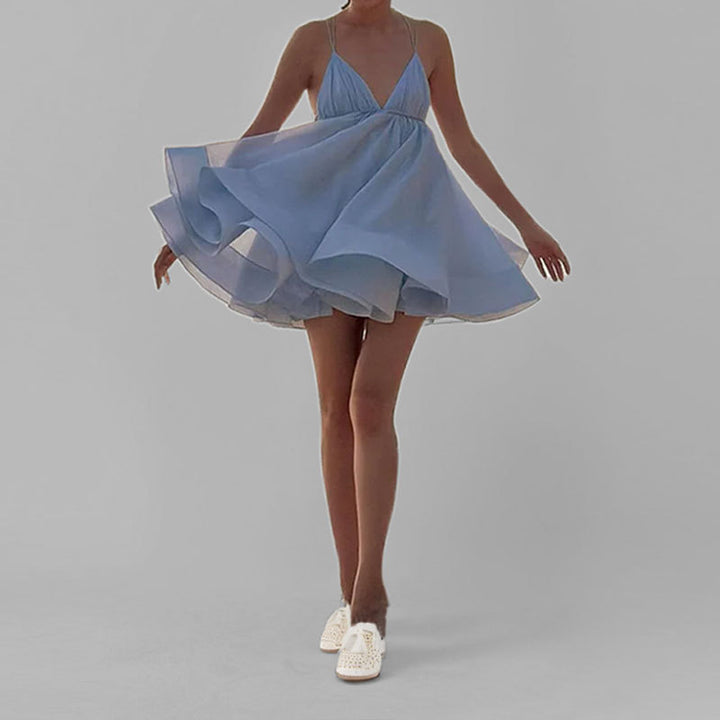 Damen Sommerkleid mit tiefem V-Ausschnitt und verspieltem Saum Drune