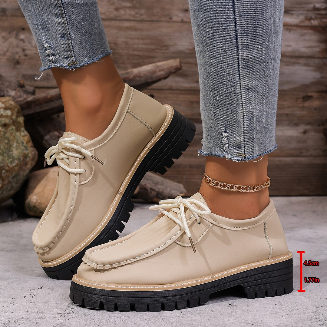 Damen Chunky-Loafer mit profilierter Gummisohle, Mokassinnaht und dezentem Schnürdetail Drune