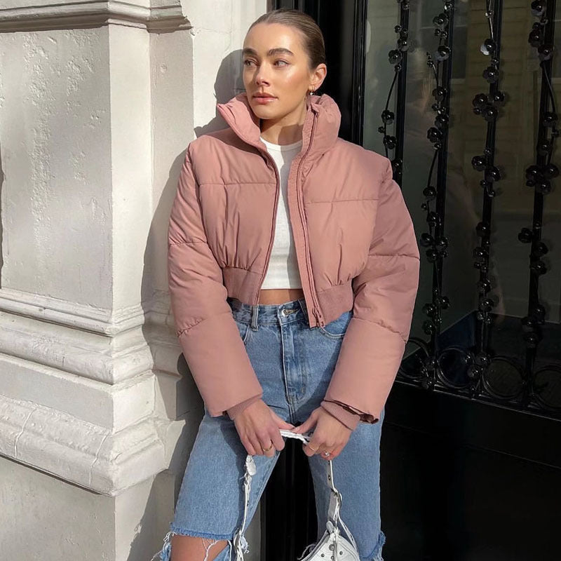 Damen nan kurz geschnittene gesteppte Cropped-Steppjacke mit hohem Stehkragen, verdecktem Reißverschluss und elastischem Rippenbund Drune