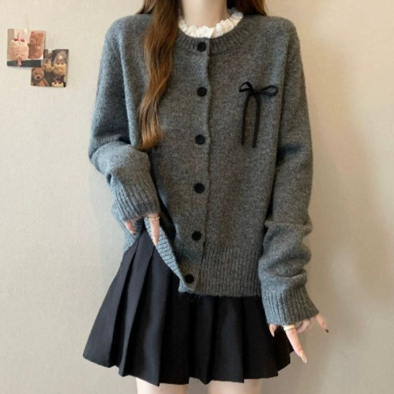 Damen bequeme Strickjacke mit dekorativen Knöpfen und Schleifenakzenten Drune